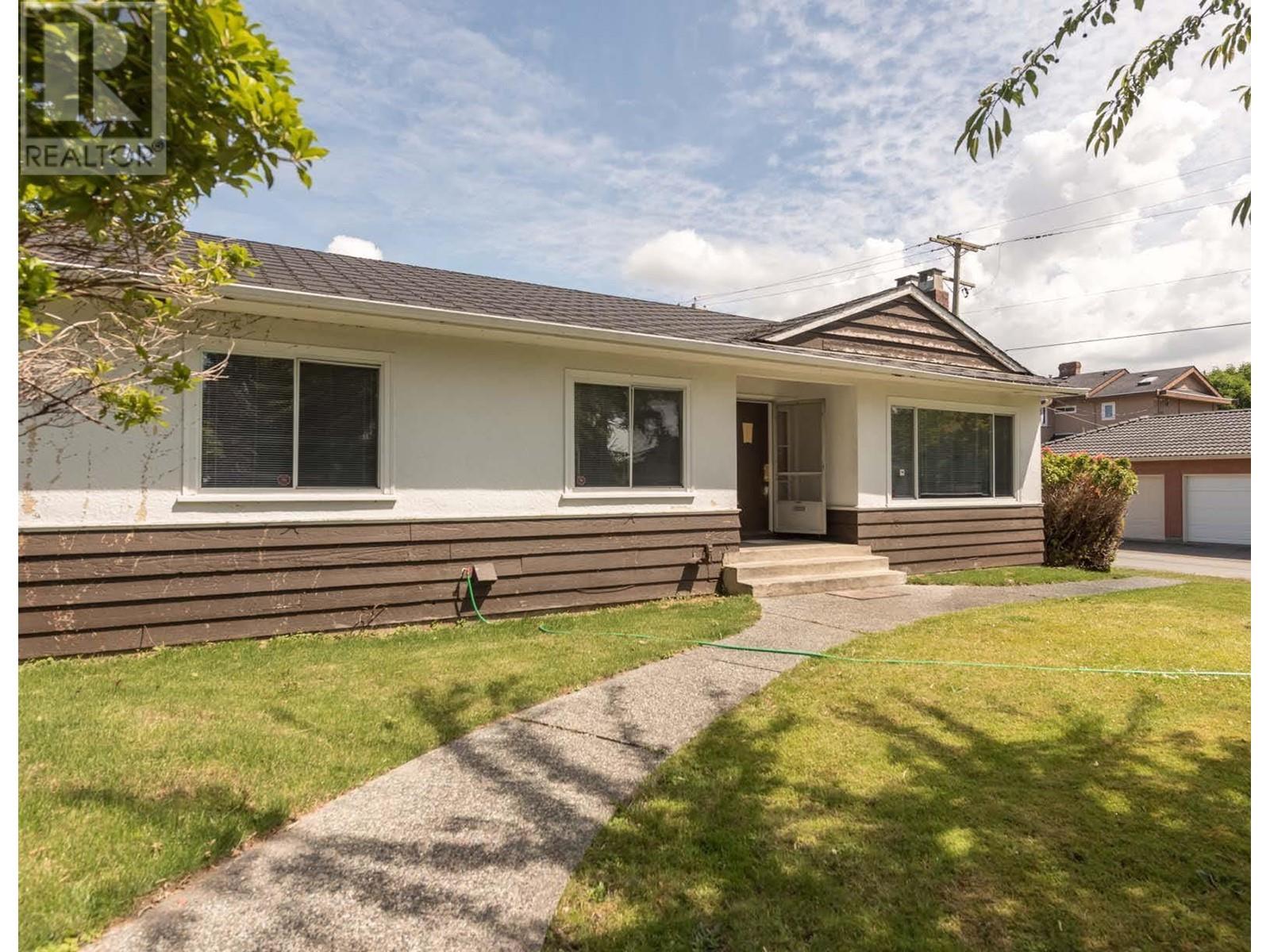 1249 W 52nd Avenue, Vancouver, British Columbia  V6P 1H7 - Photo 1 - R2773921