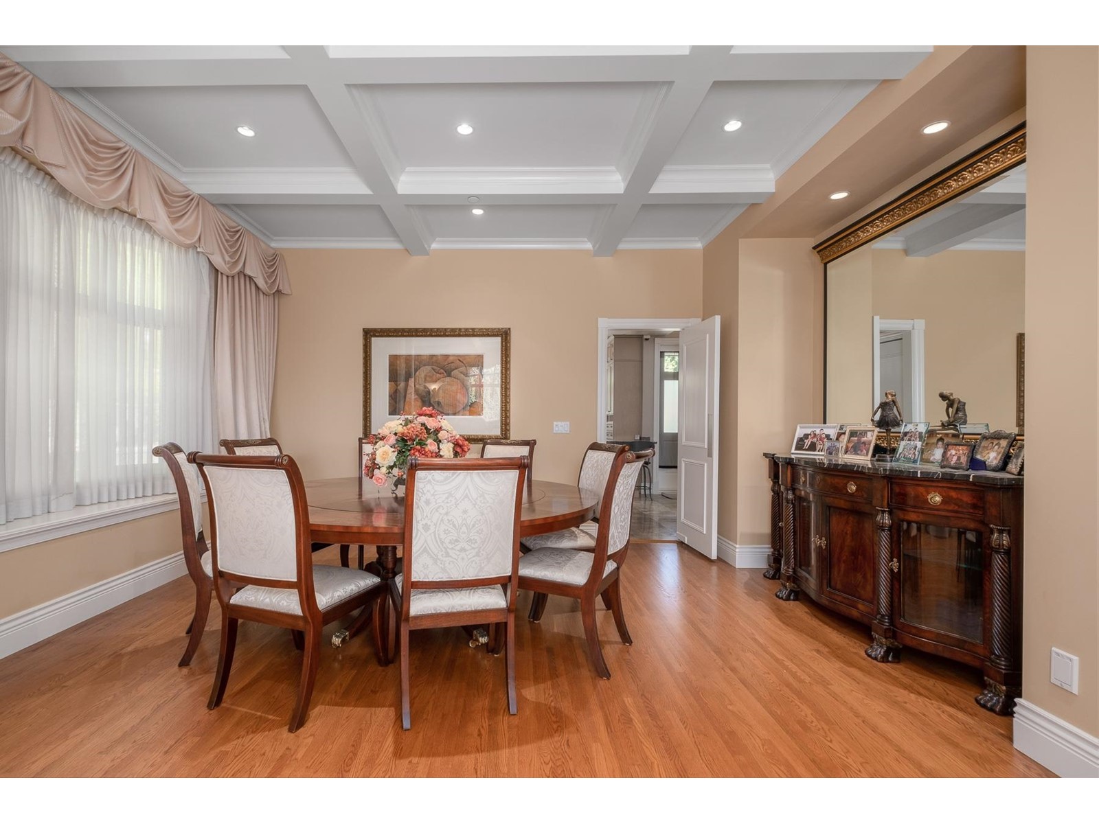 6718 Marine Crescent, Vancouver, British Columbia  V6P 5X3 - Photo 4 - R2773863