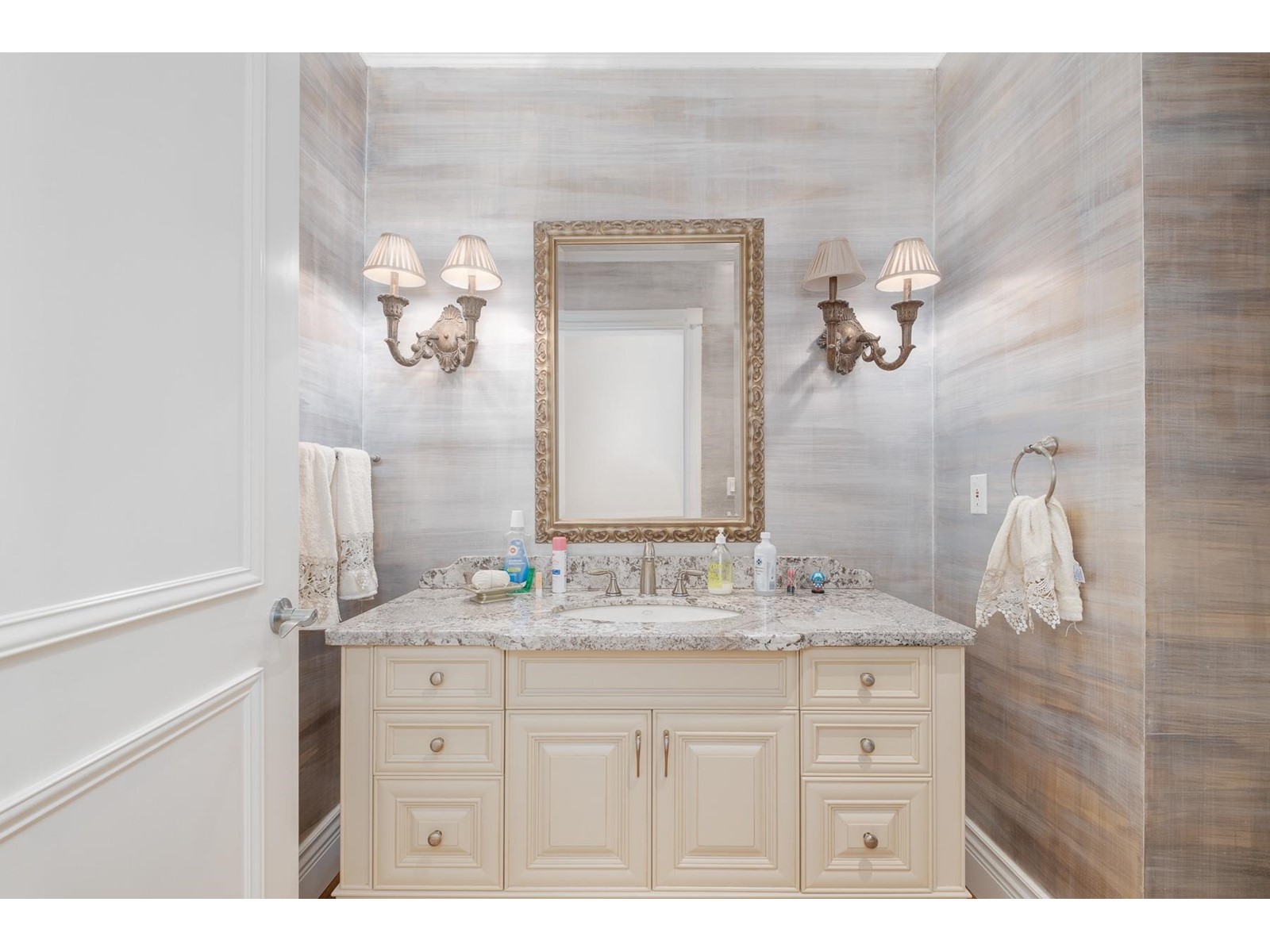 6718 Marine Crescent, Vancouver, British Columbia  V6P 5X3 - Photo 19 - R2773863