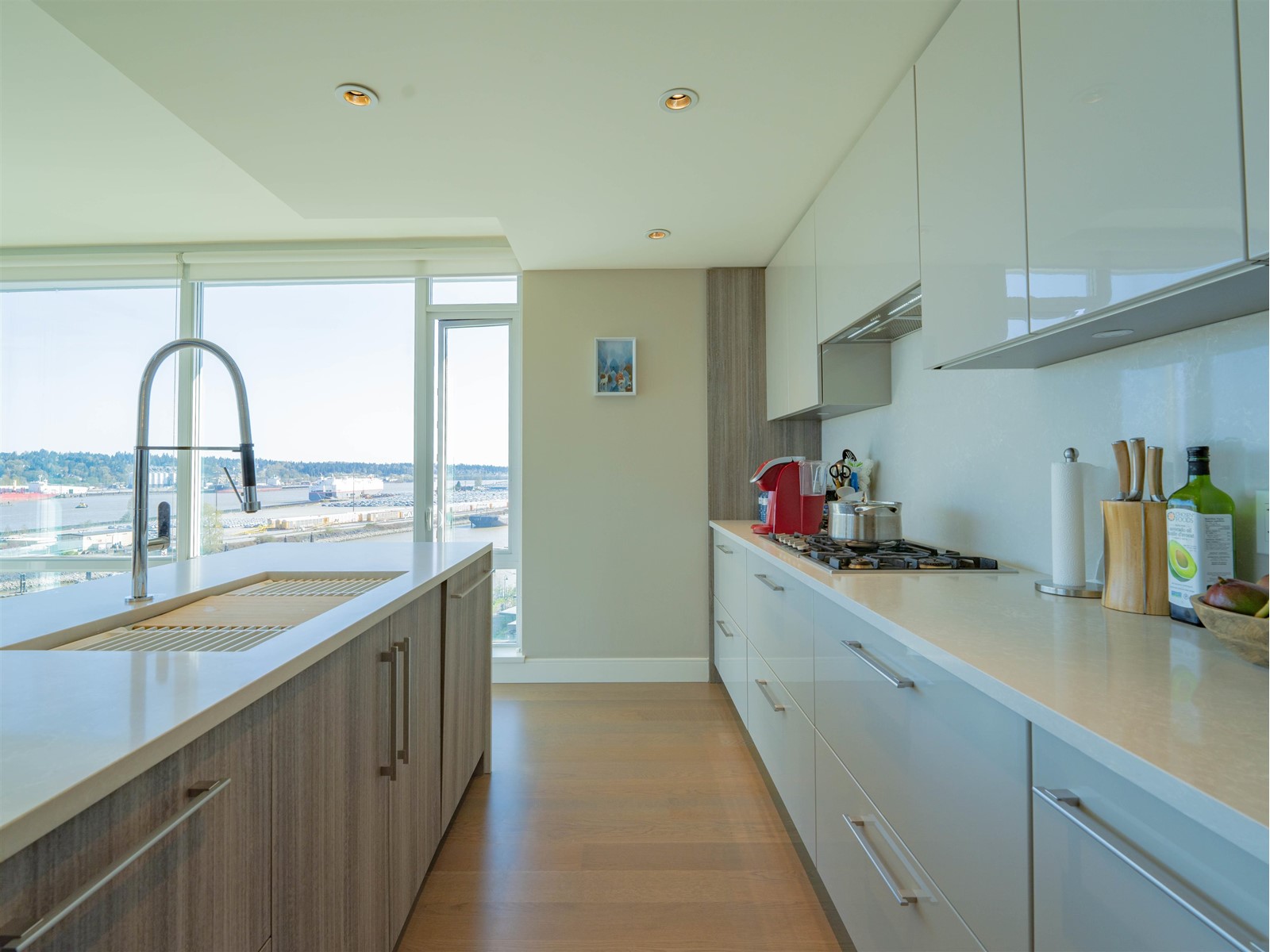 1108 210 Salter Street, New Westminster, British Columbia  V3M 5B1 - Photo 3 - R2774302