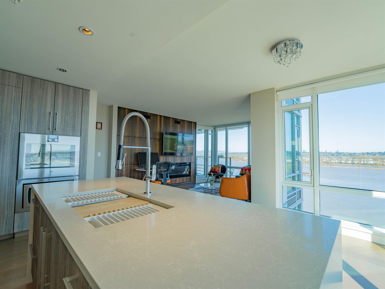 1108 210 Salter Street, New Westminster, British Columbia  V3M 5B1 - Photo 9 - R2774302