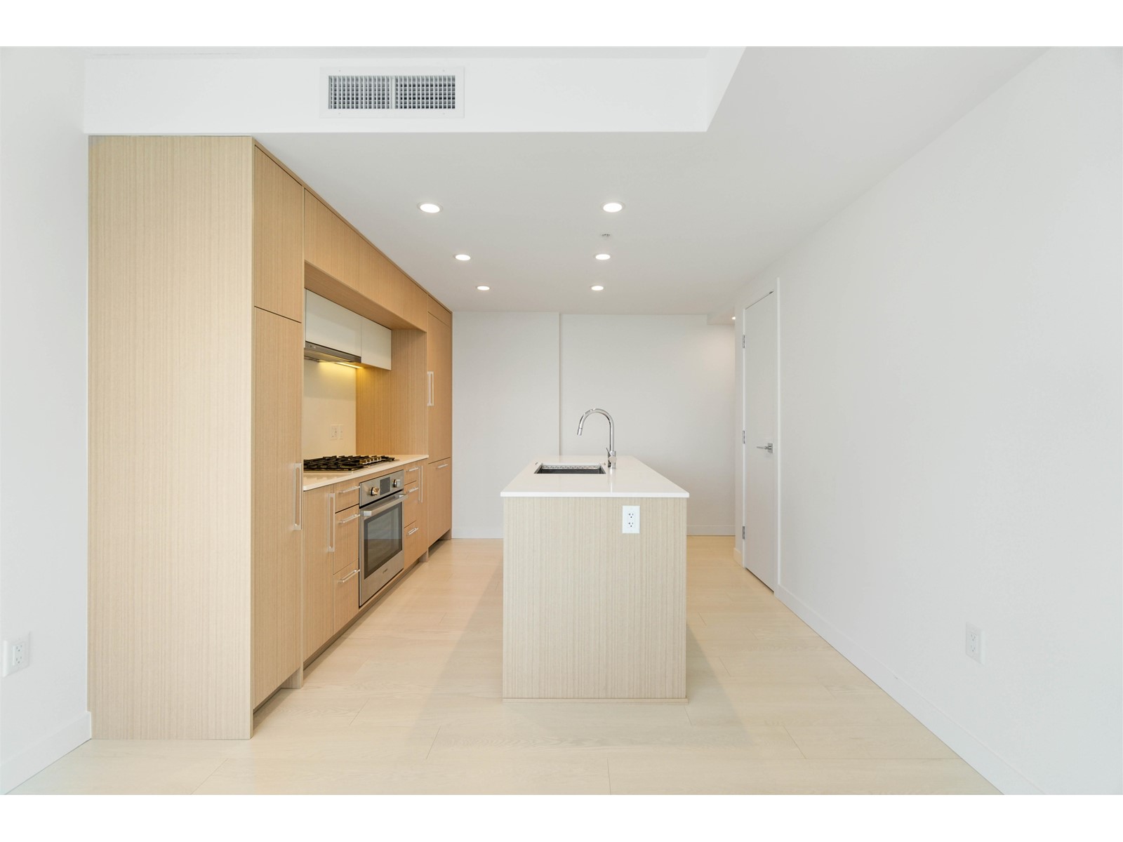 1505 5580 No. 3 Road, Richmond, British Columbia  V6X 0R8 - Photo 11 - R2774355