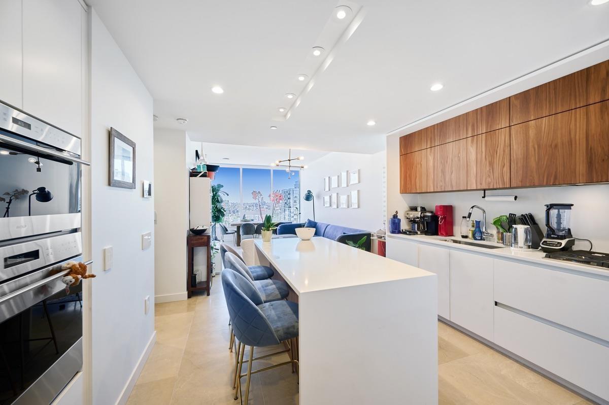 2403 885 Cambie, Vancouver, British Columbia  V6B 0R6 - Photo 4 - R2768880