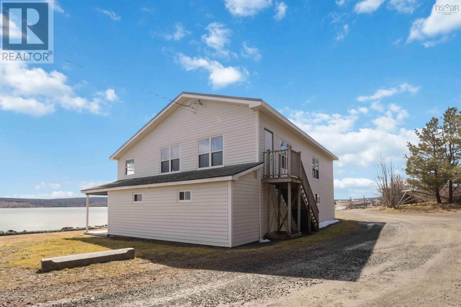 5 Montague Row, Digby, Nova Scotia  B0V 1A0 - Photo 1 - 202304796