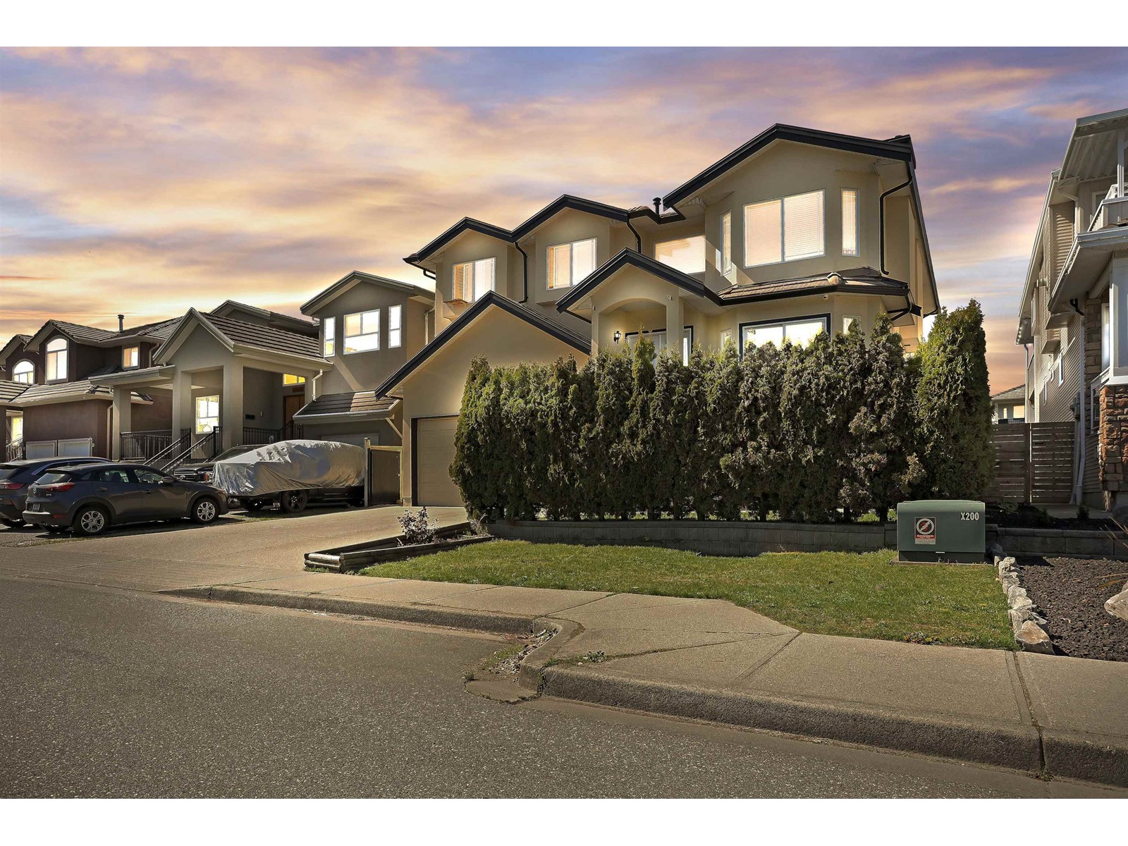 1233 Salter Street, New Westminster, British Columbia  V3M 6W9 - Photo 3 - R2773938