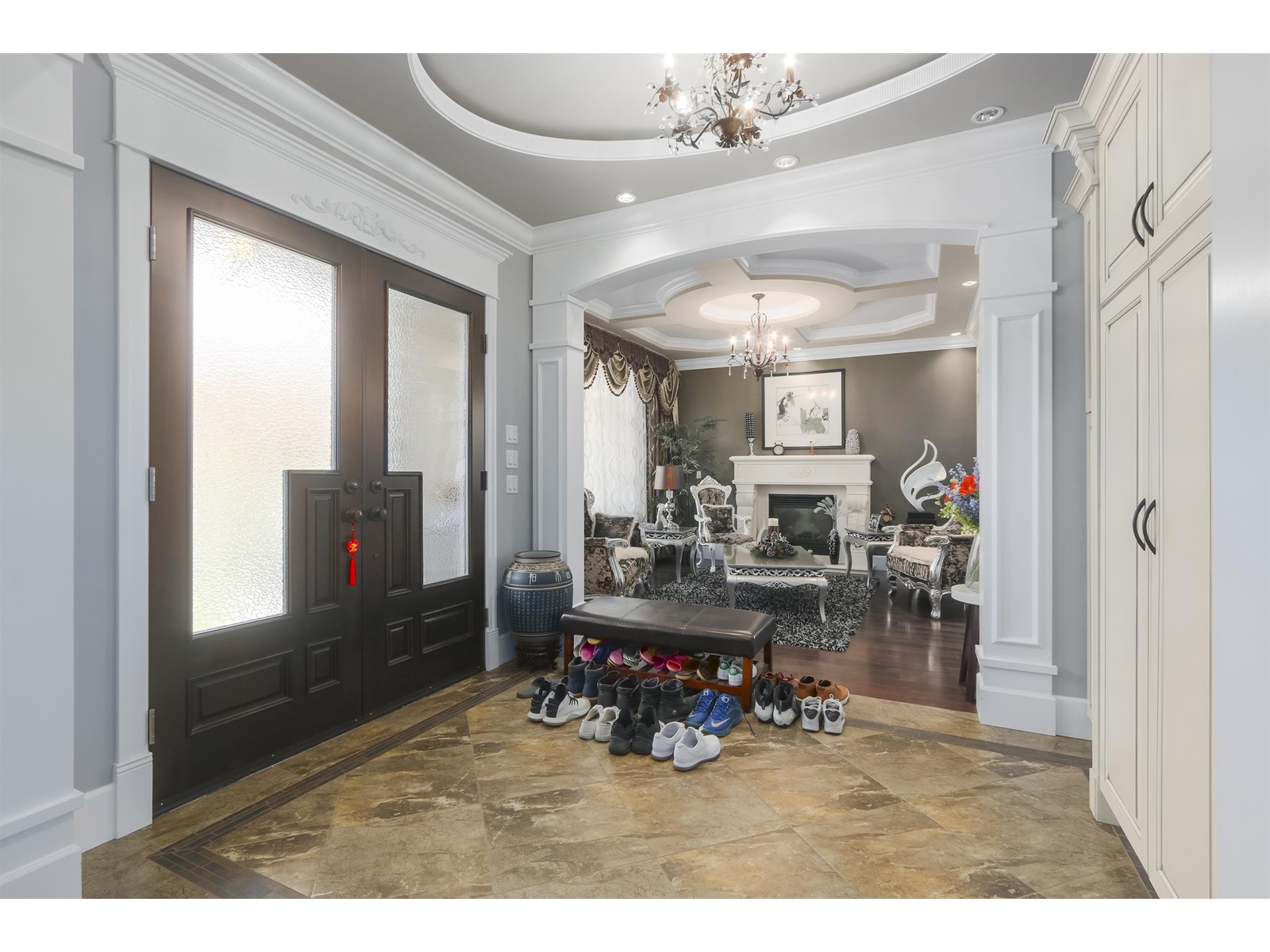 216 St. Patrick Street, New Westminster, British Columbia  V3L 1P8 - Photo 3 - R2774766