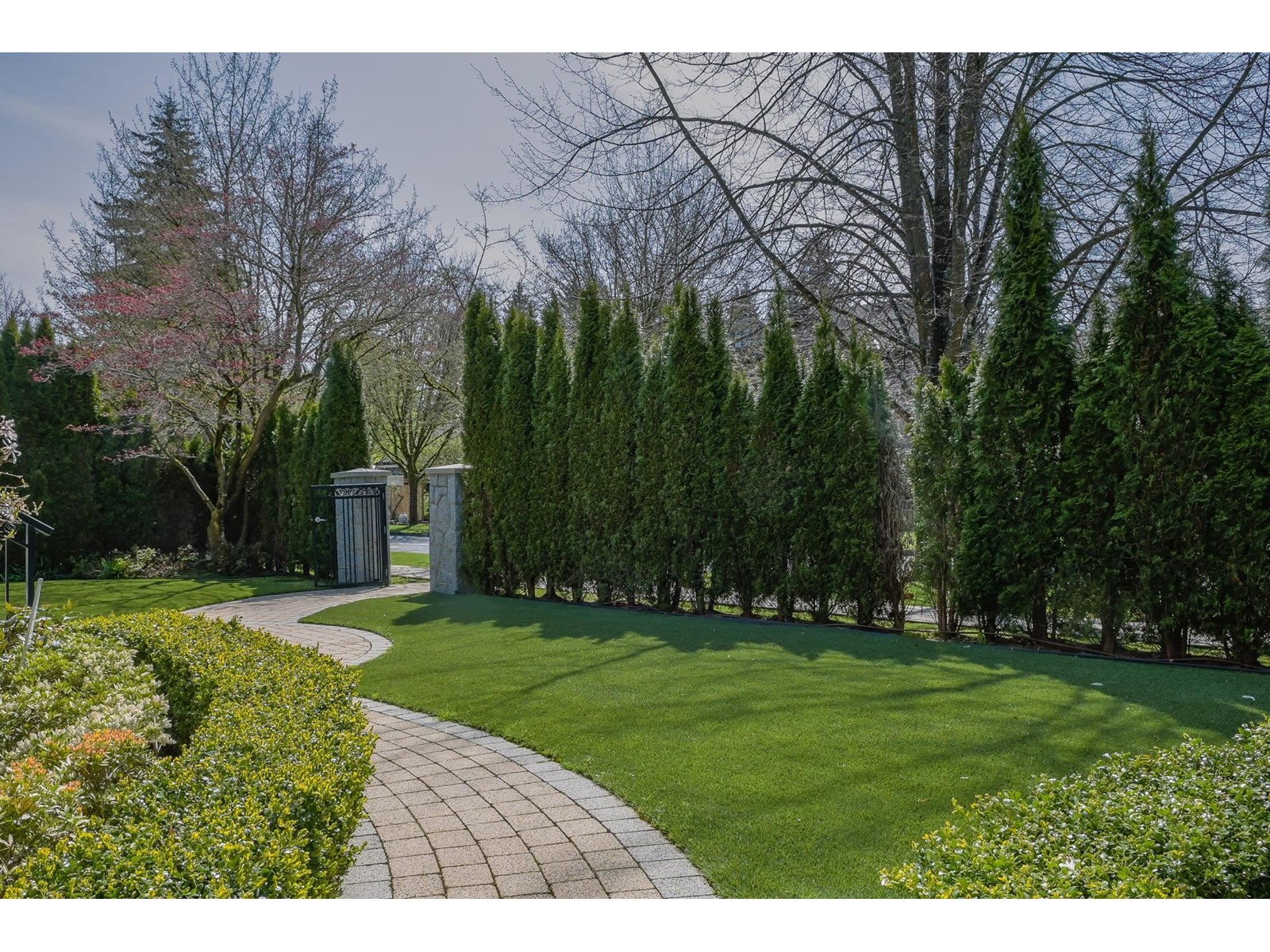 2843 W 44th Avenue, Vancouver, British Columbia  V6N 3K1 - Photo 2 - R2773760