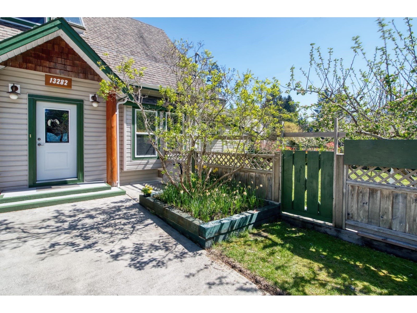 13282 Keelson Road, Garden Bay, British Columbia  V0N 1S1 - Photo 4 - R2774989