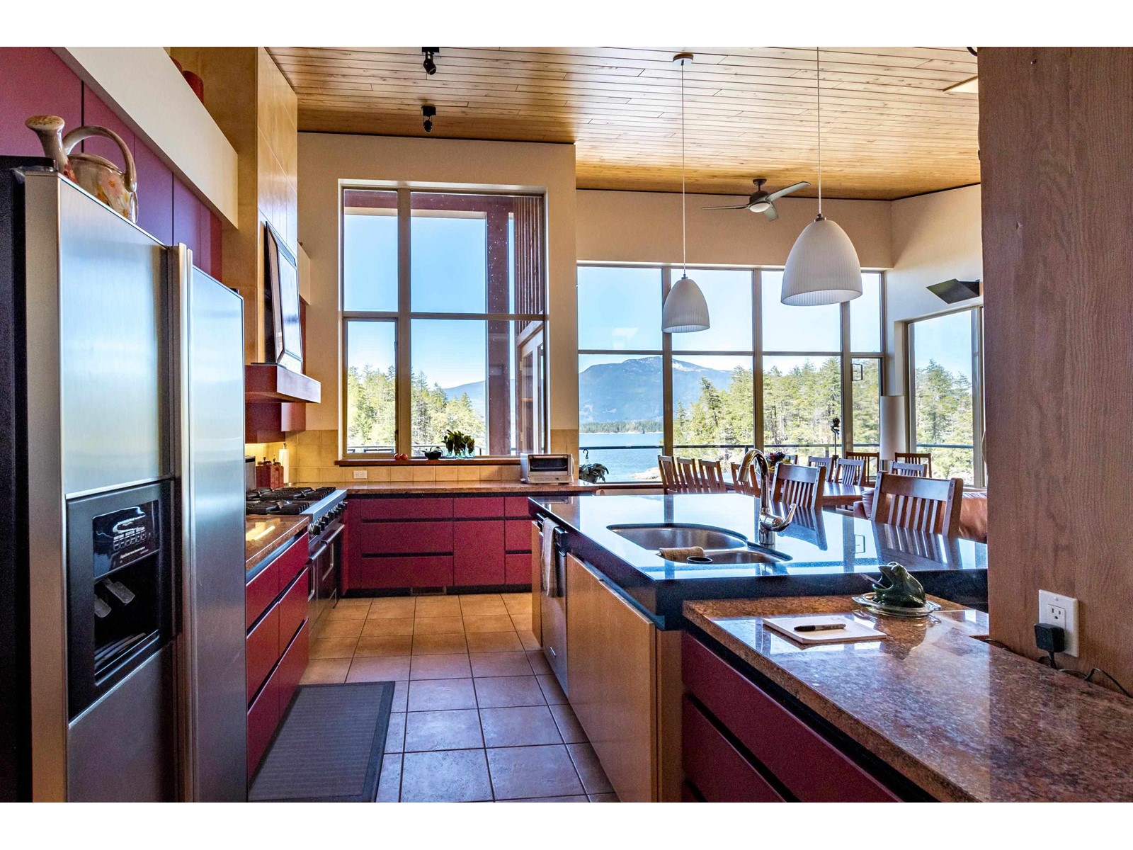 4355 Blind Bay, Pender Harbour, British Columbia  V0N 0V0 - Photo 18 - R2775340