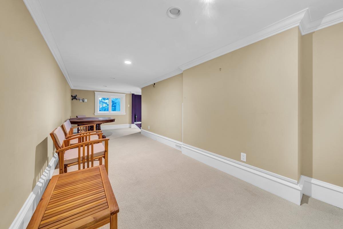 6252 St. Georges Crescent, West Vancouver, British Columbia  V7W 1Z2 - Photo 3 - R2775320