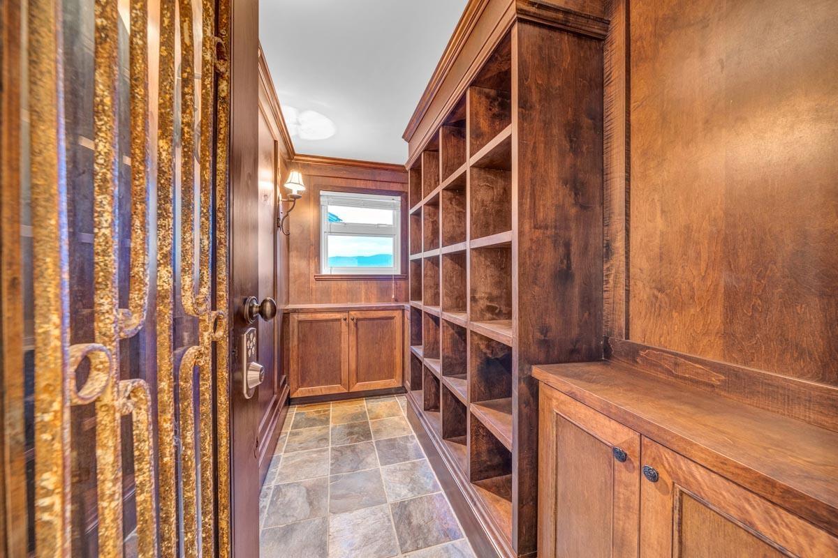 6252 St. Georges Crescent, West Vancouver, British Columbia  V7W 1Z2 - Photo 5 - R2775320