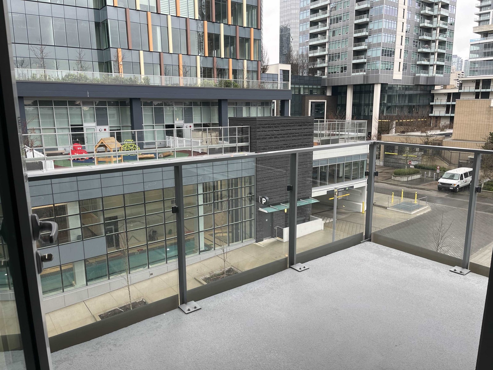 408 6398 Silver Avenue, Burnaby, British Columbia  V5H 2Y5 - Photo 19 - R2775640