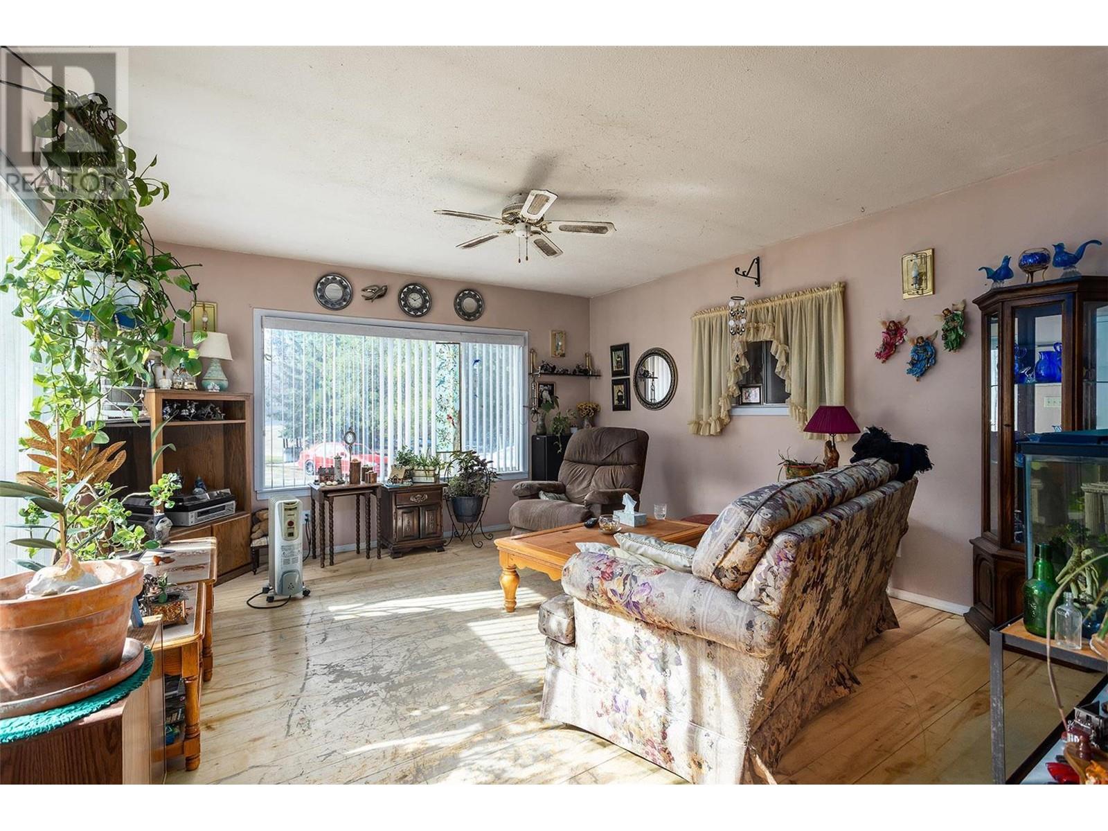 85 Ernest Avenue,, Beaverdell, British Columbia  V0H 1A0 - Photo 3 - 10273497