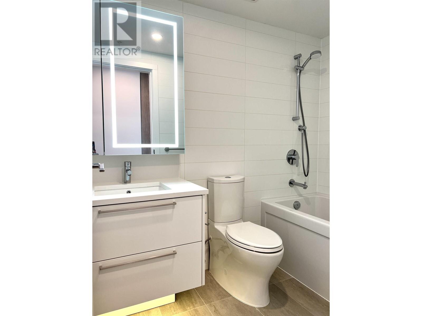 2201 6398 Silver Avenue, Burnaby, British Columbia  V5H 0K7 - Photo 6 - R2775704
