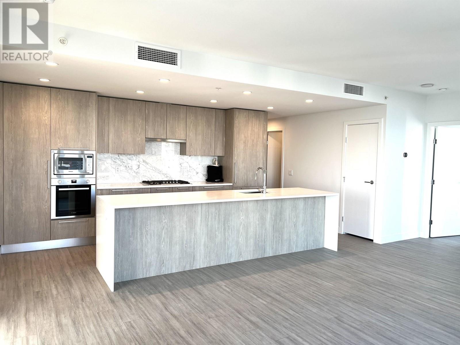 2201 6398 Silver Avenue, Burnaby, British Columbia  V5H 0K7 - Photo 3 - R2775704