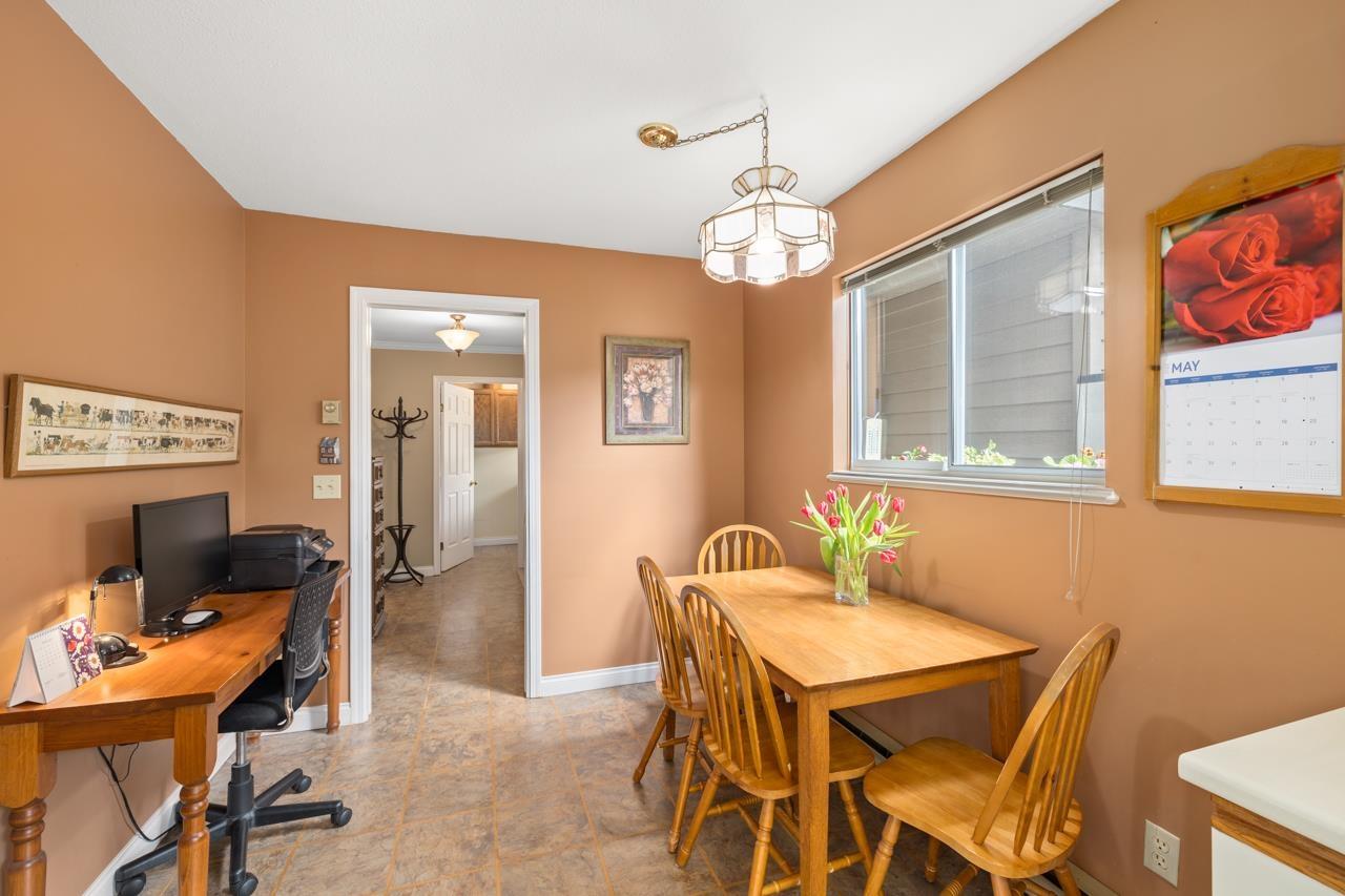 918 Roche Point Drive, North Vancouver, British Columbia  V7H 2T5 - Photo 12 - R2775761