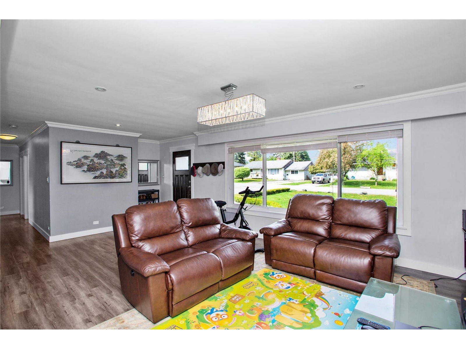 22136 Selkirk Avenue, Maple Ridge, British Columbia  V2X 2X2 - Photo 7 - R2775738