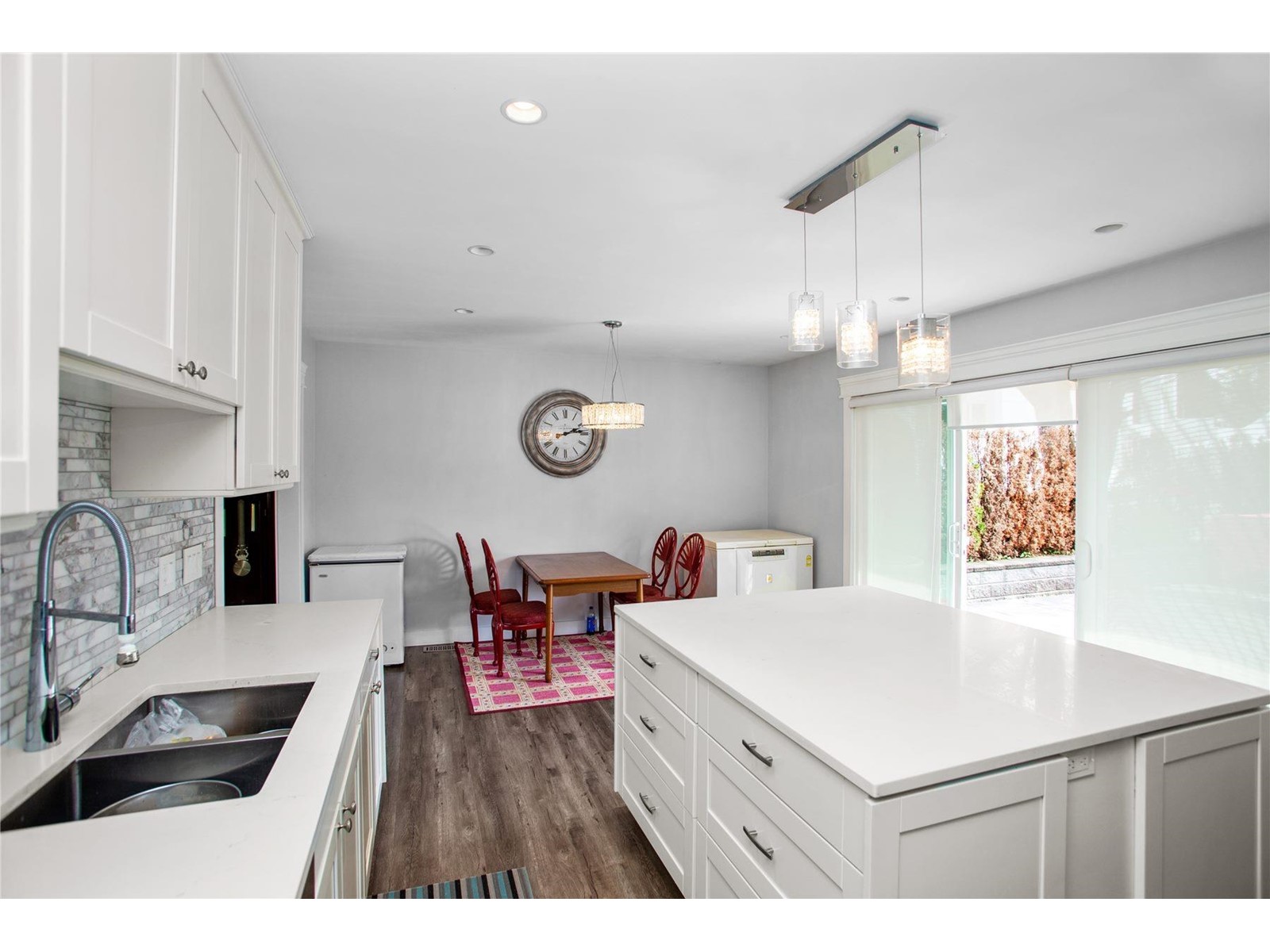 22136 Selkirk Avenue, Maple Ridge, British Columbia  V2X 2X2 - Photo 12 - R2775738