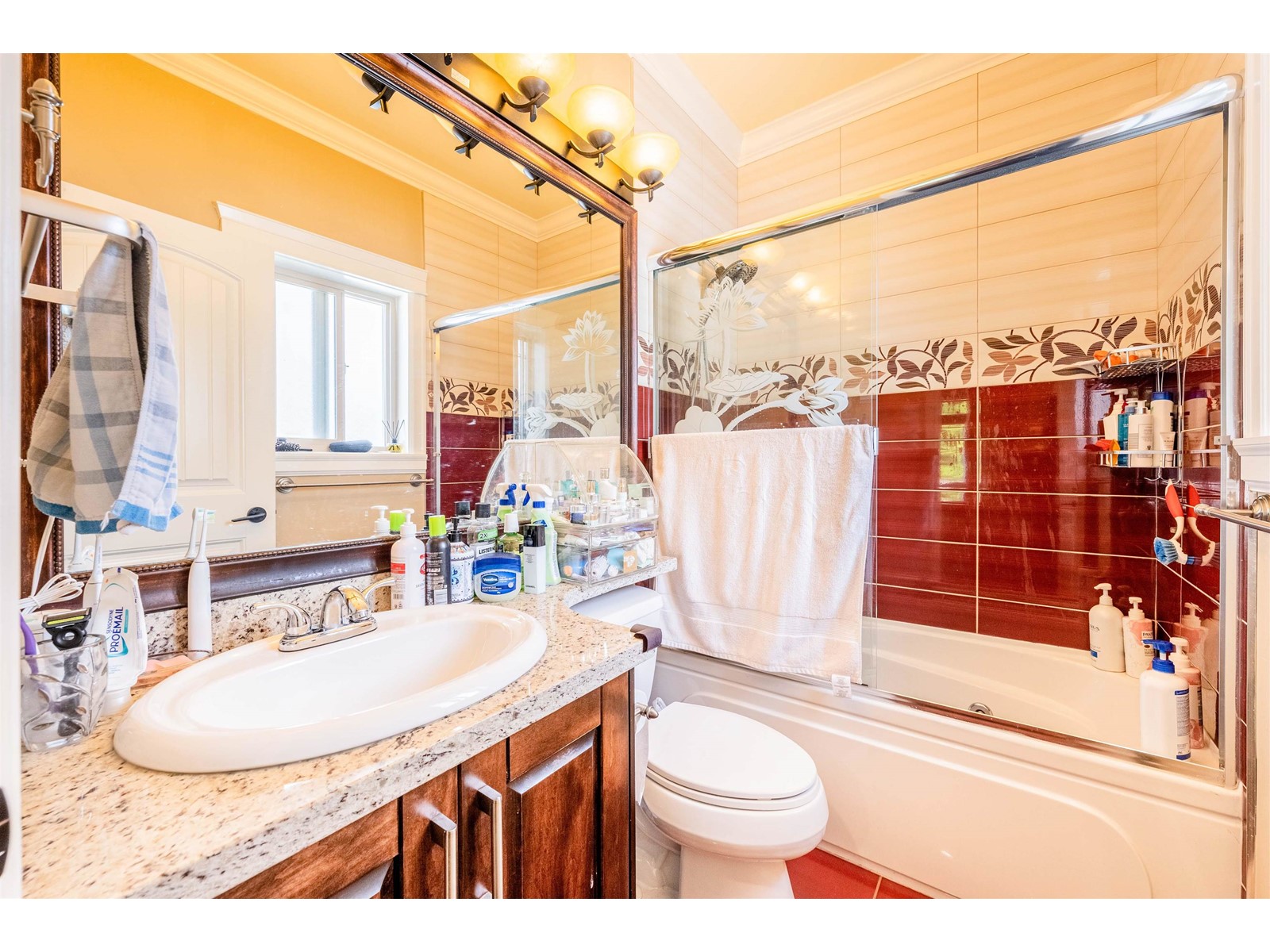 7718 Mayfield Street, Burnaby, British Columbia  V5E 2J6 - Photo 29 - R2776161