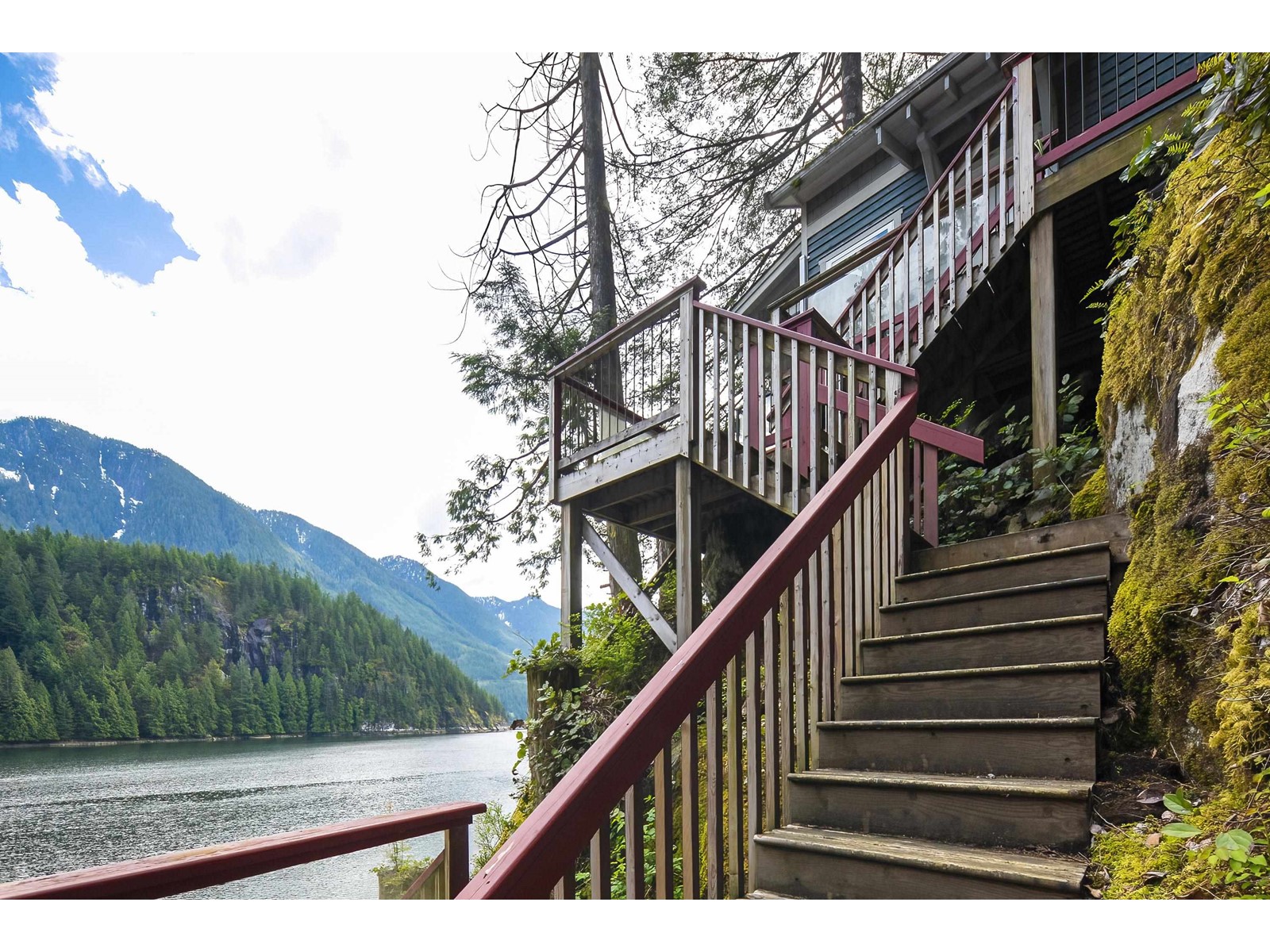 824 Indian Arm, North Vancouver, British Columbia  V0V 0V0 - Photo 7 - R2773745