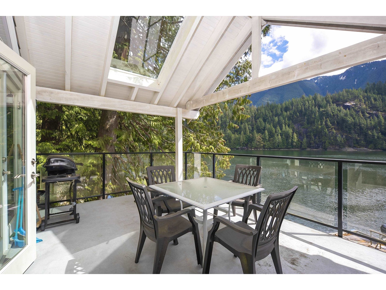 824 Indian Arm, North Vancouver, British Columbia  V0V 0V0 - Photo 2 - R2773745