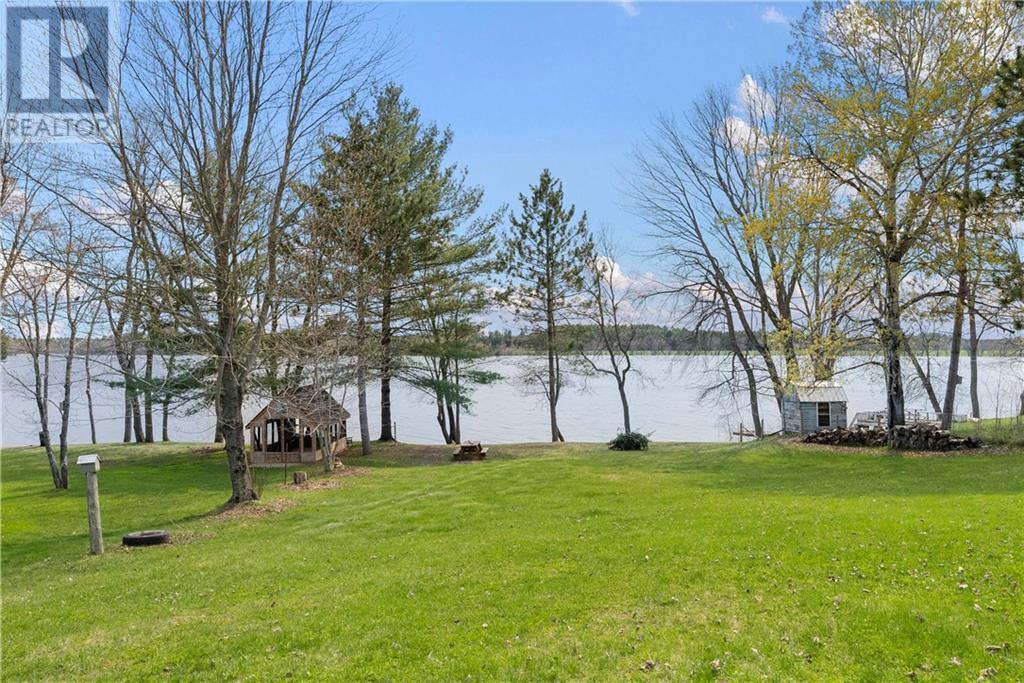 00 Tramore Road, Golden Lake, Ontario  K0J 1X0 - Photo 15 - 1337414