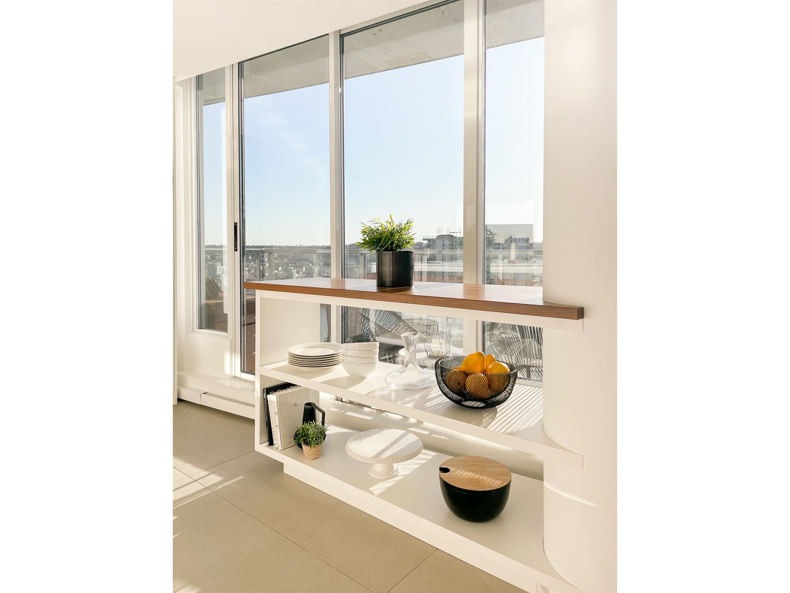 3703 689 Abbott Street, Vancouver, British Columbia  V6B 0J2 - Photo 9 - R2776330