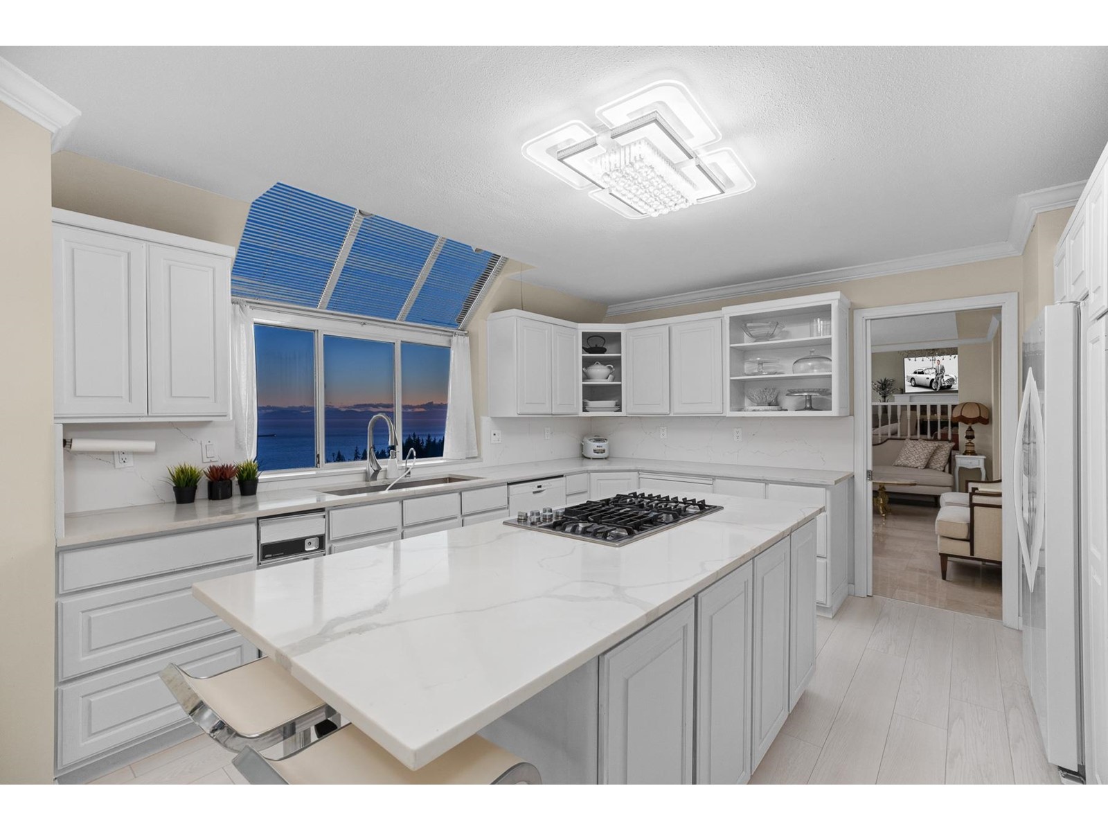 2550 Westhill Drive, West Vancouver, British Columbia  V7S 3B7 - Photo 11 - R2776473