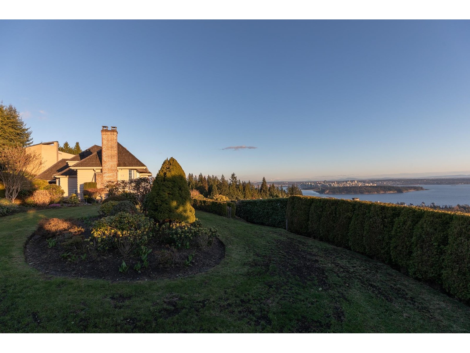 2550 Westhill Drive, West Vancouver, British Columbia  V7S 3B7 - Photo 35 - R2776473