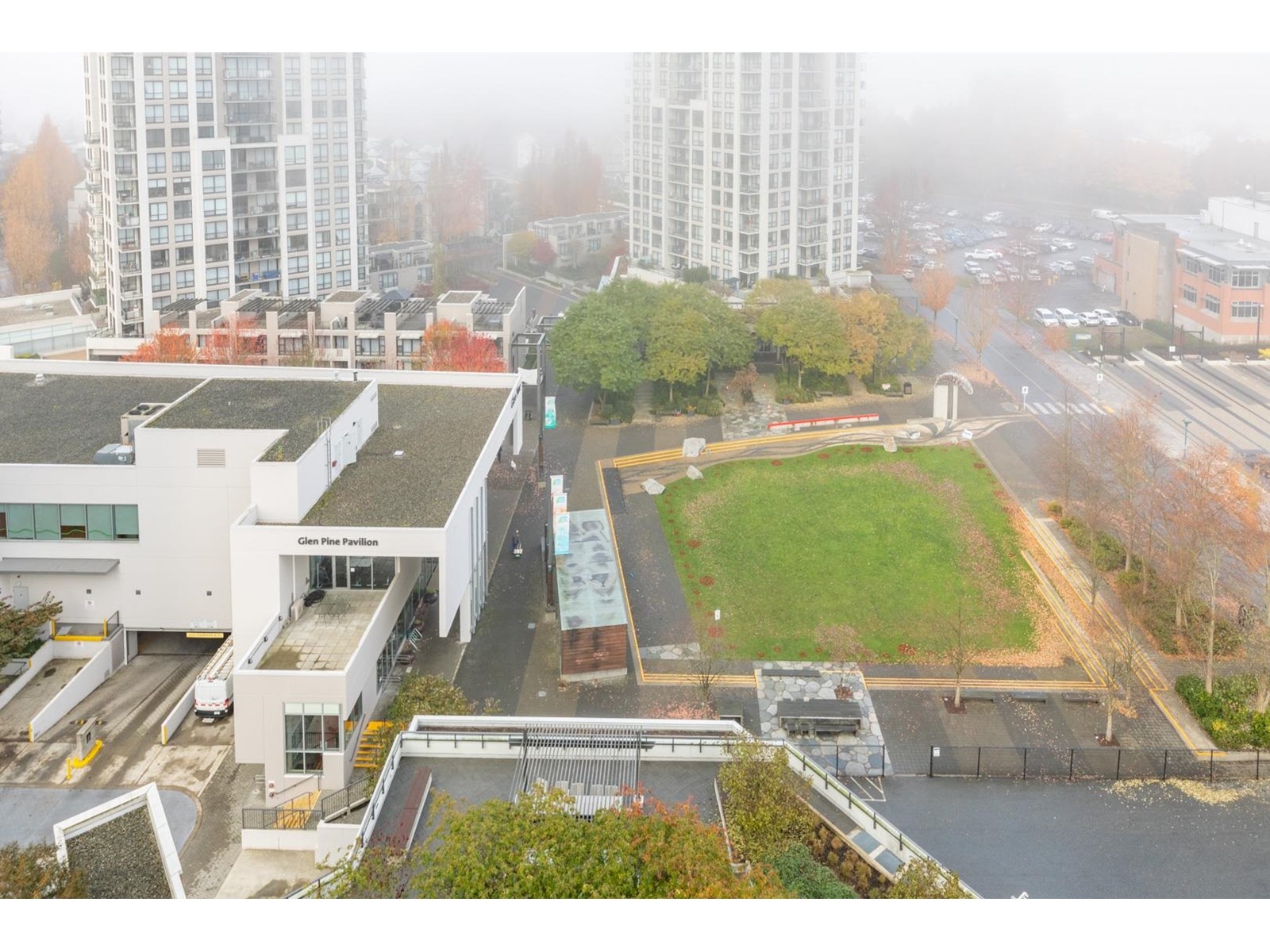 1501 3007 Glen Drive, Coquitlam, British Columbia  V3B 0L8 - Photo 22 - R2775335