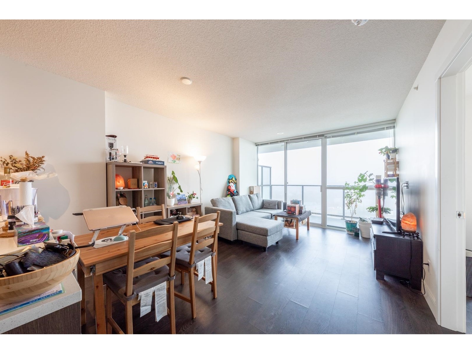 1501 3007 Glen Drive, Coquitlam, British Columbia  V3B 0L8 - Photo 8 - R2775335