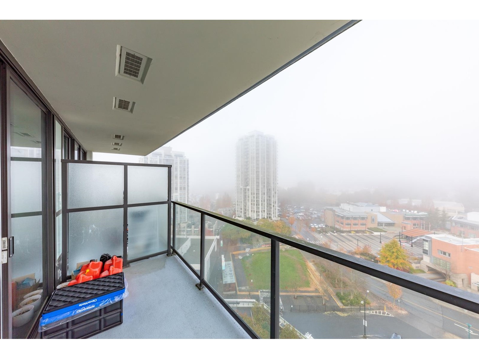 1501 3007 Glen Drive, Coquitlam, British Columbia  V3B 0L8 - Photo 18 - R2775335