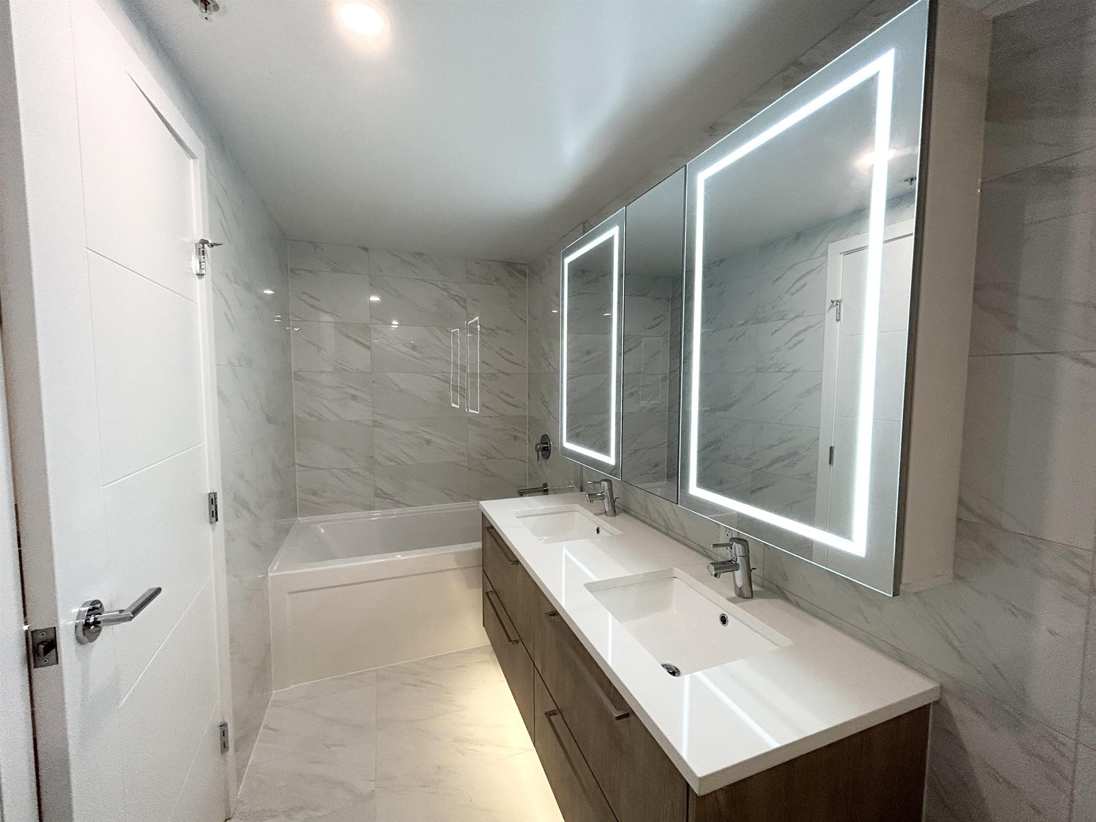 706 6398 Silver Avenue, Burnaby, British Columbia  V5X 2Y5 - Photo 12 - R2776728