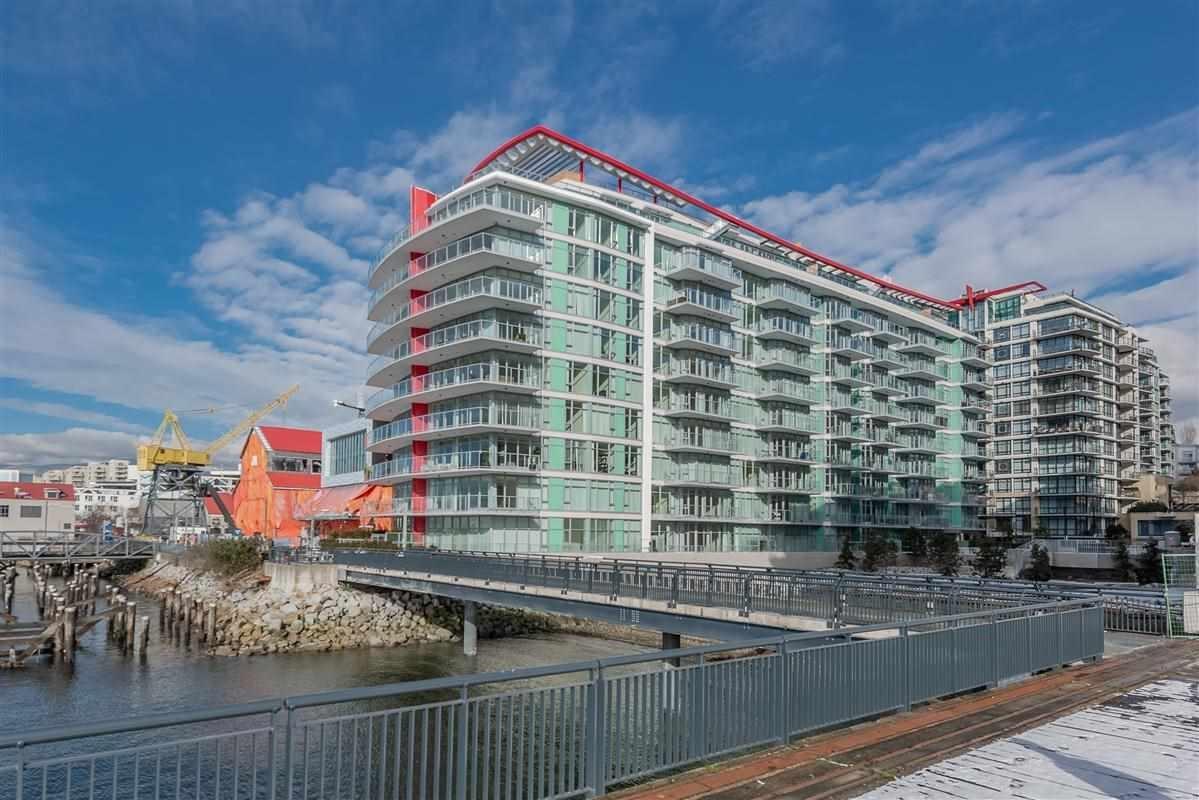 410 175 Victory Ship Way, North Vancouver, British Columbia  V7L 0G1 - Photo 2 - R2776326