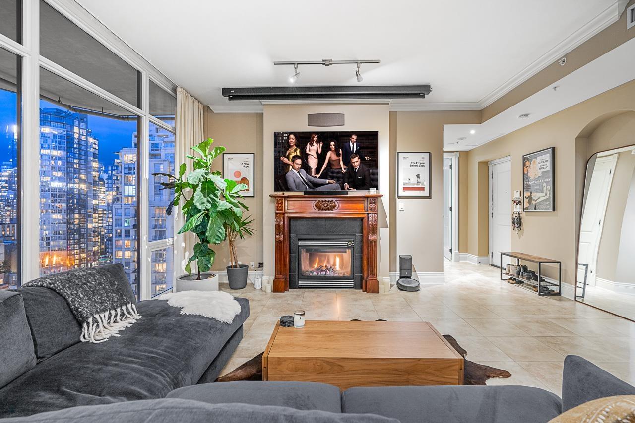 2002 1280 Richards Street, Vancouver, British Columbia  V6B 1S2 - Photo 2 - R2776946