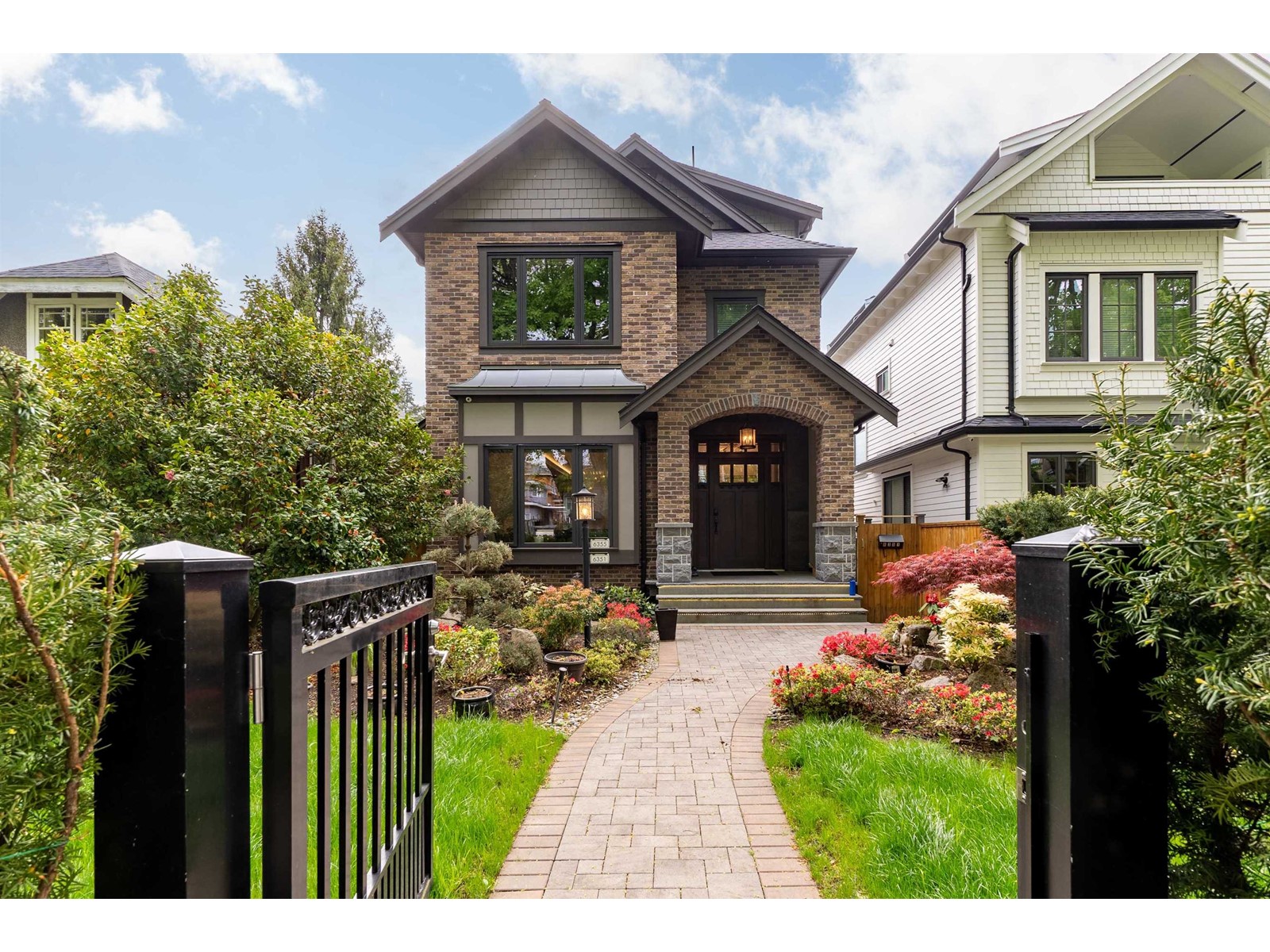 6351-6355 Yew Street, Vancouver, British Columbia  V6M 3Z3 - Photo 1 - R2776898