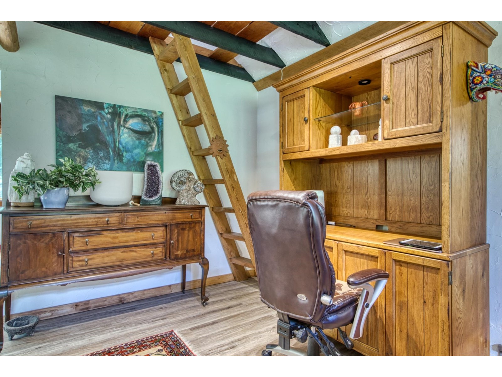 5653 Garden Bay Road, Garden Bay, British Columbia  V0N 1S1 - Photo 10 - R2777288