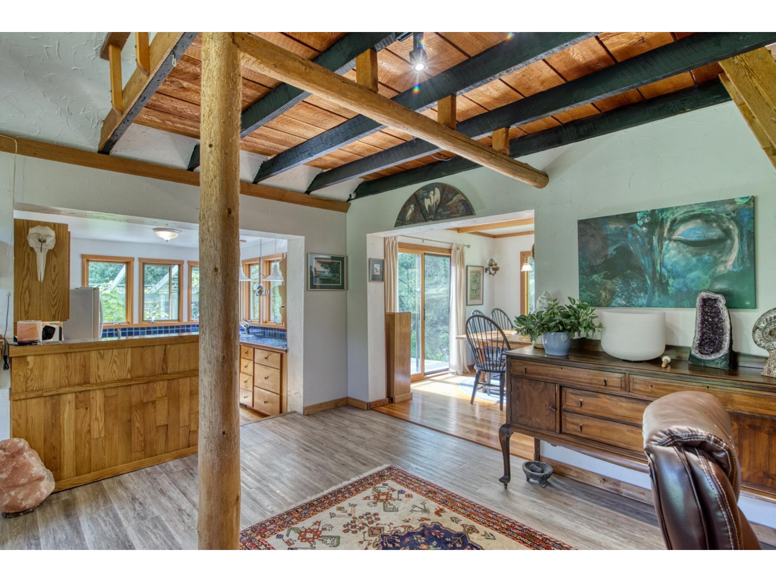 5653 Garden Bay Road, Garden Bay, British Columbia  V0N 1S1 - Photo 11 - R2777288