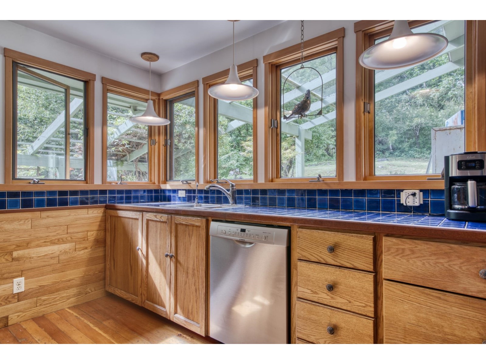 5653 Garden Bay Road, Garden Bay, British Columbia  V0N 1S1 - Photo 13 - R2777288