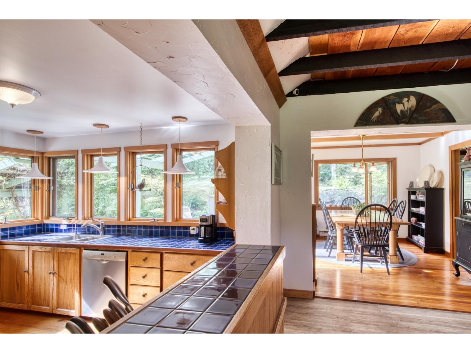 5653 Garden Bay Road, Garden Bay, British Columbia  V0N 1S1 - Photo 15 - R2777288