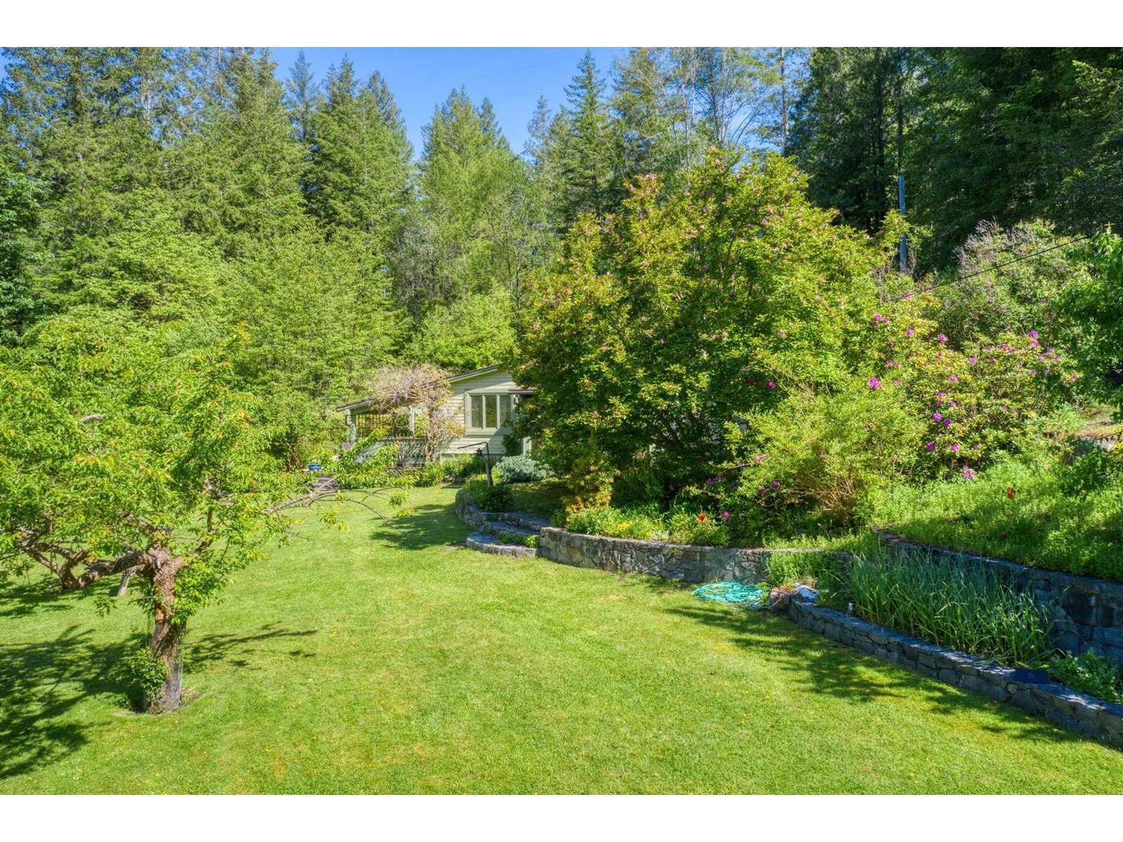 5653 Garden Bay Road, Garden Bay, British Columbia  V0N 1S1 - Photo 34 - R2777288