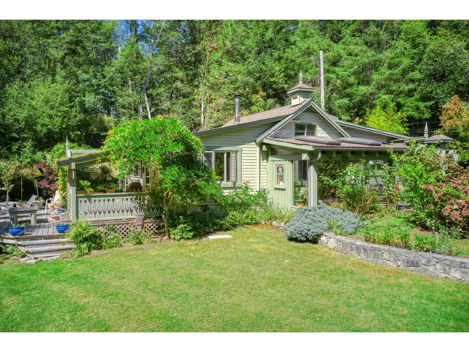 5653 Garden Bay Road, Garden Bay, British Columbia  V0N 1S1 - Photo 35 - R2777288
