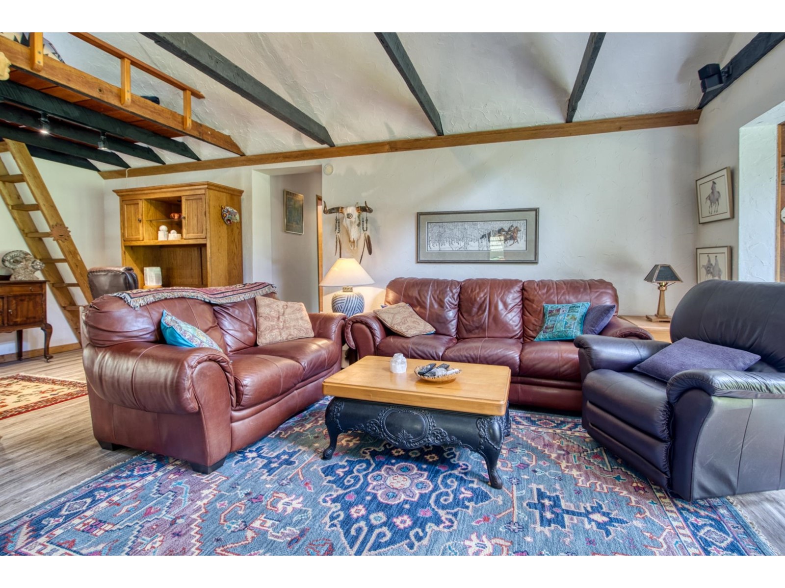 5653 Garden Bay Road, Garden Bay, British Columbia  V0N 1S1 - Photo 9 - R2777288