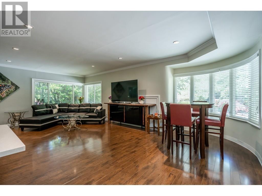 820 Mathers Avenue, West Vancouver, British Columbia  V7T 2G1 - Photo 4 - R2777376