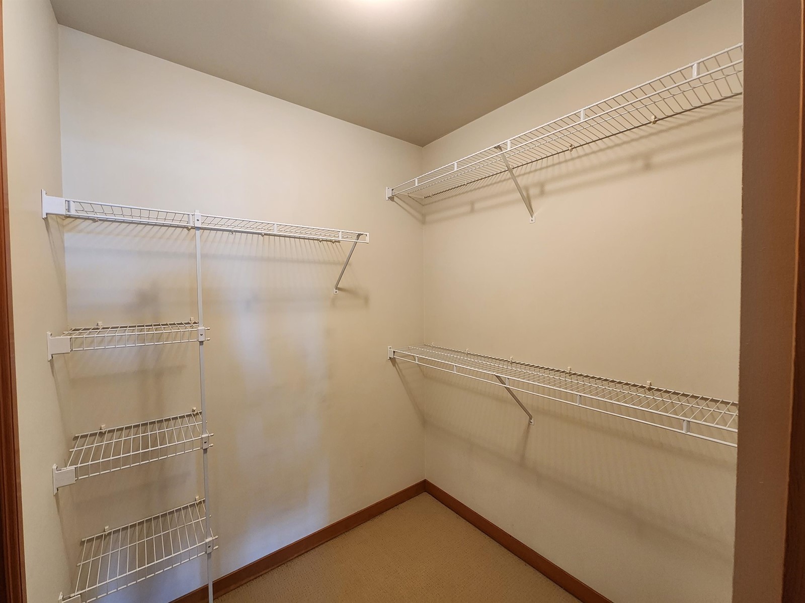 214 10 Renaissance Square, New Westminster, British Columbia  V3M 7B1 - Photo 7 - R2774158