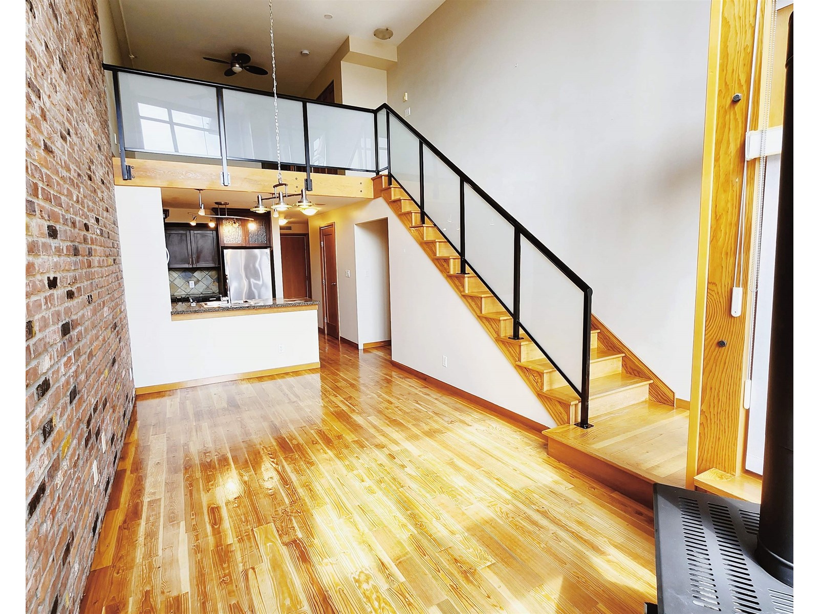 214 10 Renaissance Square, New Westminster, British Columbia  V3M 7B1 - Photo 1 - R2774158