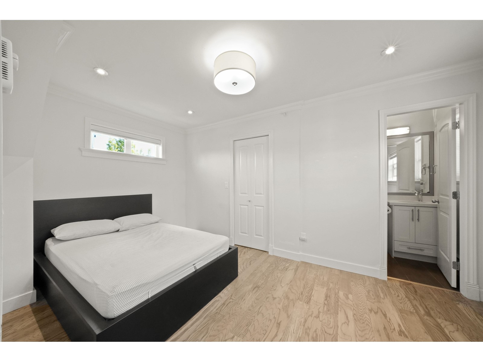 4321 Knight Street, Vancouver, British Columbia  V5N 3M4 - Photo 11 - R2777501
