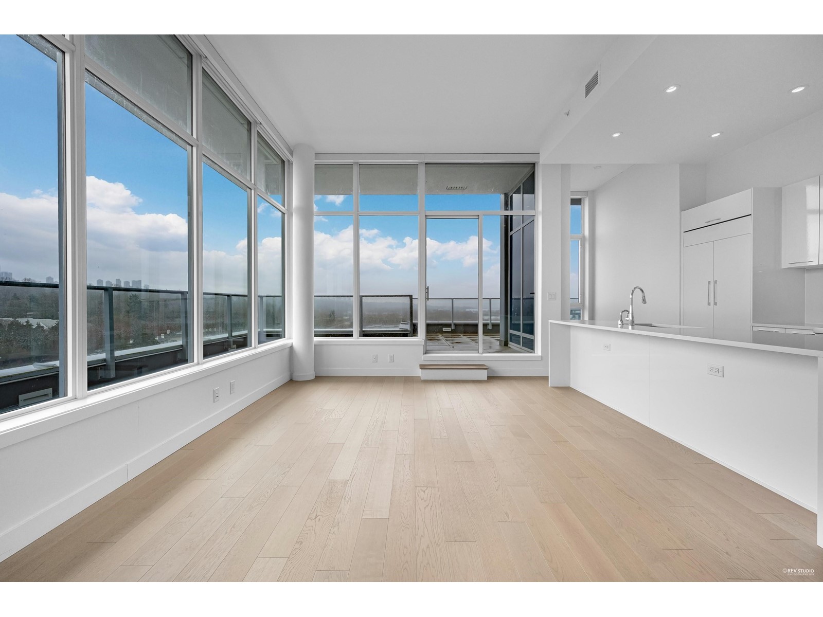 2201 8538 River District Crossing, Vancouver, British Columbia  V5S 0C9 - Photo 5 - R2777618