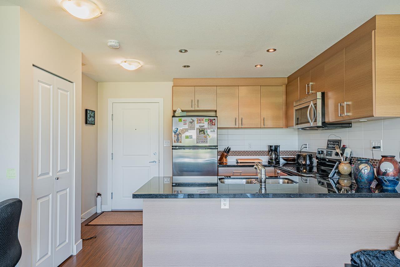 402 12079 Harris Road, Pitt Meadows, British Columbia  V3Y 0C7 - Photo 15 - R2777004