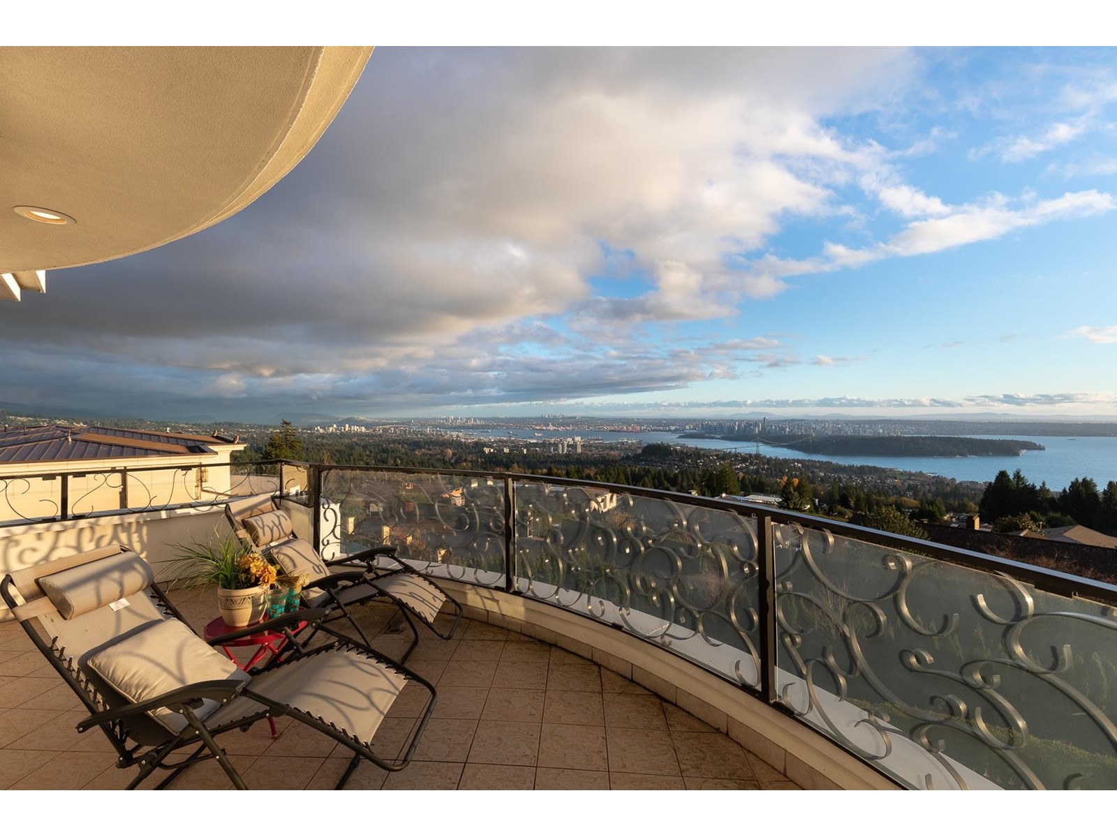 1409 Chartwell Drive, West Vancouver, British Columbia  V7S 2R7 - Photo 8 - R2777692